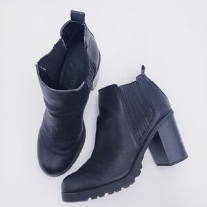 Sam & Libby Chelsea Ankle Boots Black‎ Chunky Platform Boot Lug Sole Size 9.5